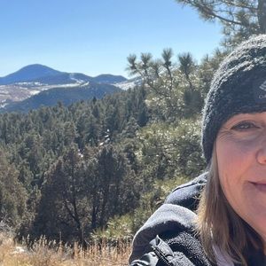 Meet your Posher, Shawna